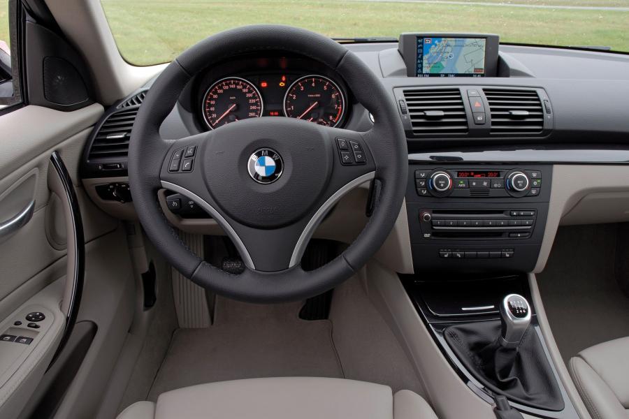  BMW 135i Coupe 2007 года  (фото 6 из 11)